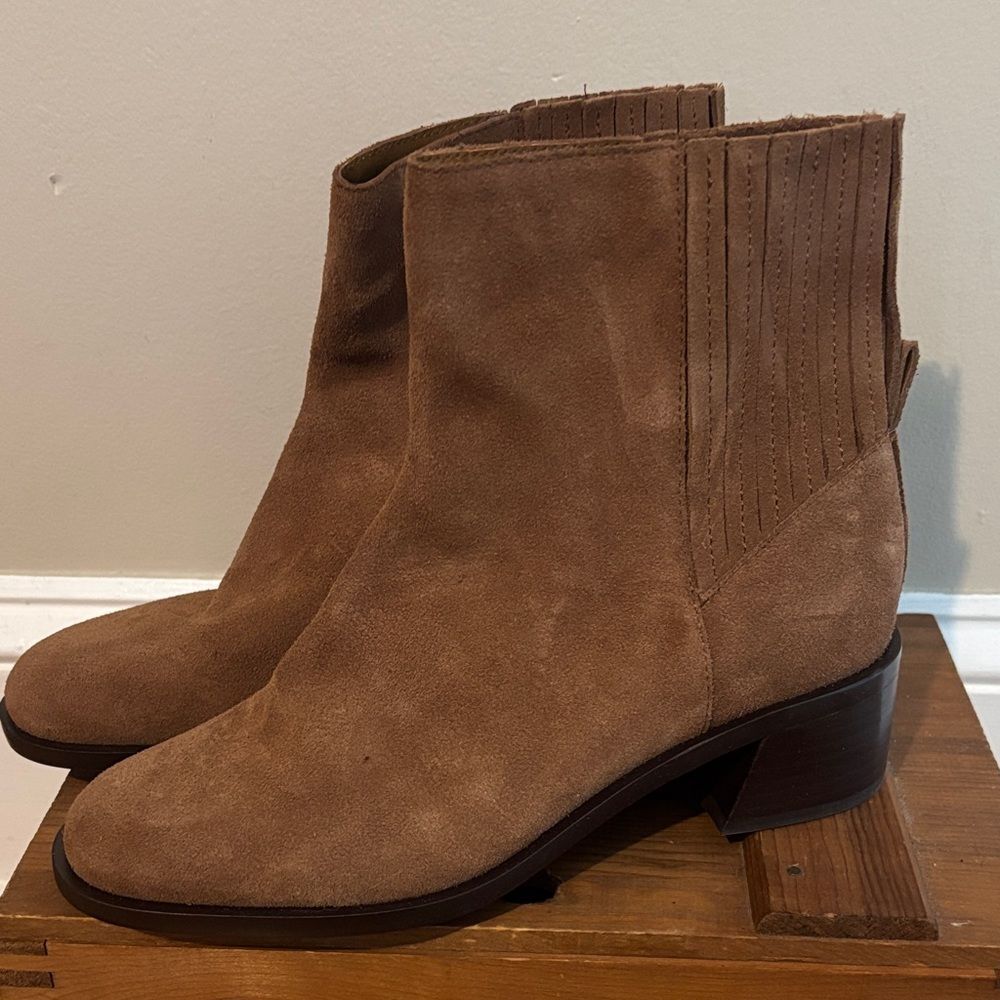 NWT Dolce Vita Brown Ankle Boots